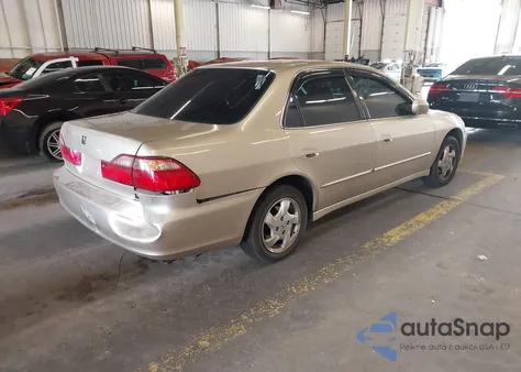 2000 Honda Accord 2.3 Ex из США, поврежденный, VIN JHMCG5663YC001959